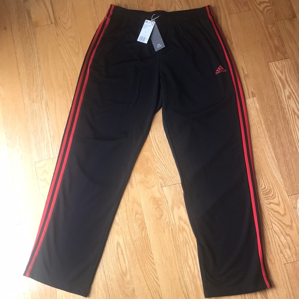 Brand new Men’s ADIDAS track pants size L